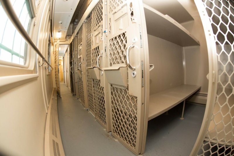 Вагон Столыпин вагонзак