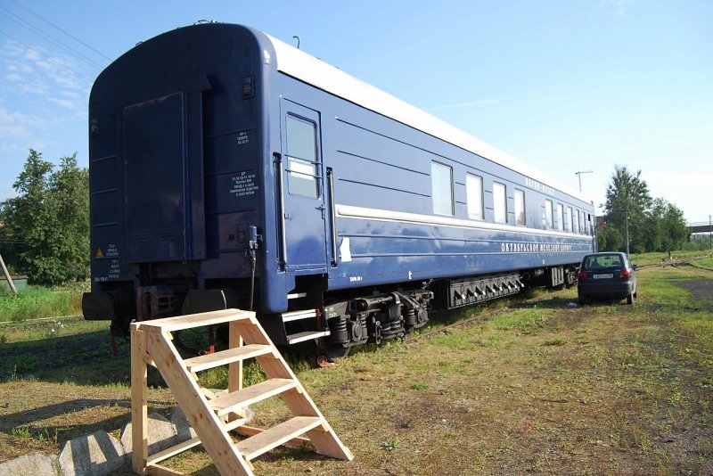 Служебный вагон