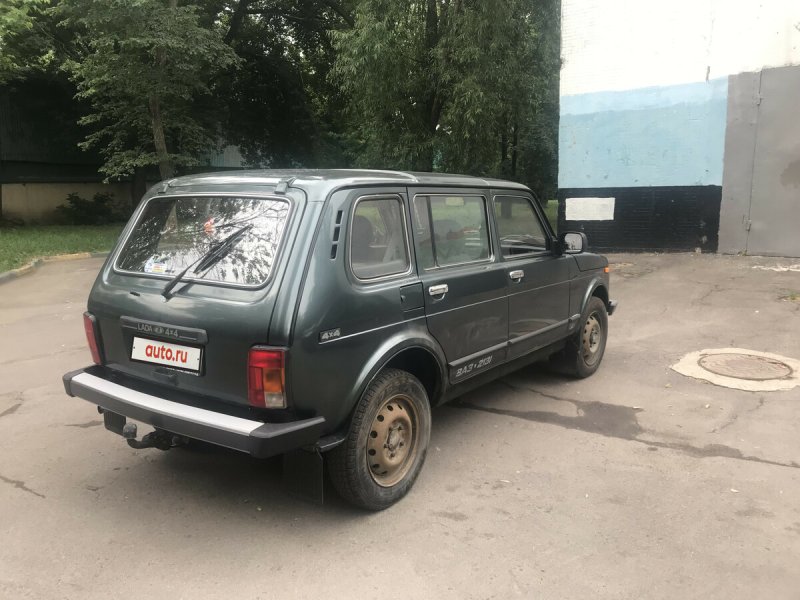 Лада Нива 2131 белая