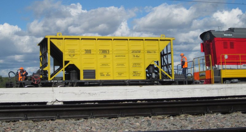 Хоппер дозаторный поезд