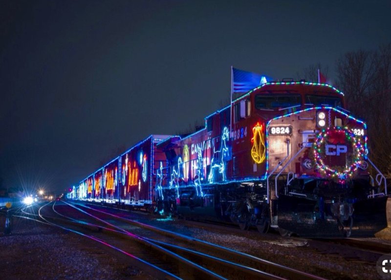 Новогодний поезд