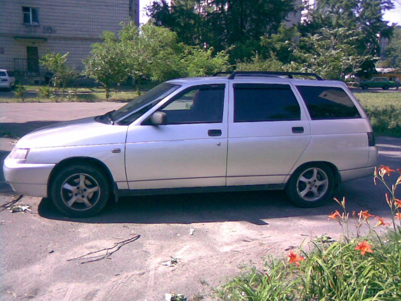 Лада минивэн 2111