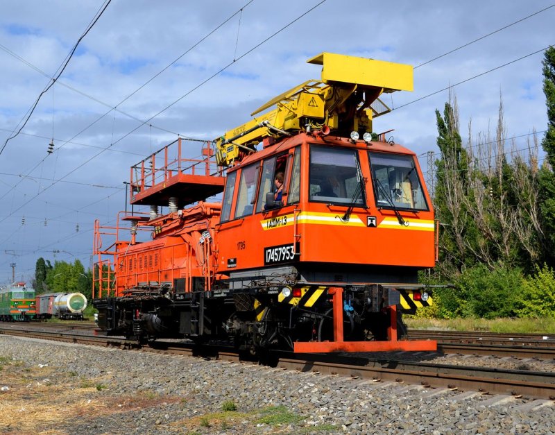 Автомотриса дизельная монтажная адм-1с