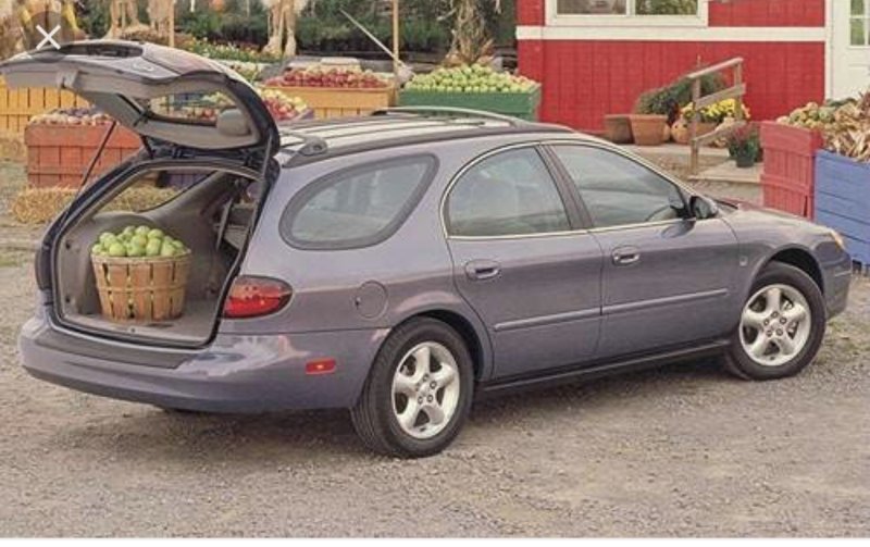 Ford Taurus Station Wagon 2000 года