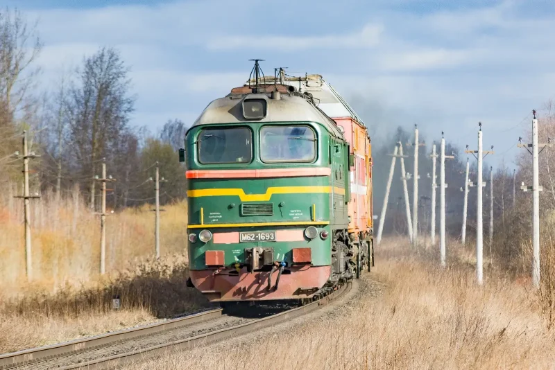 Тепловоз м62 на колесах