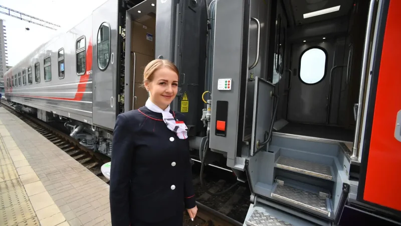 Поезд 024м двухэтажный