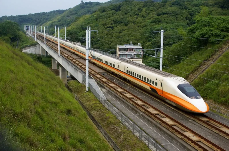 THSR 700t