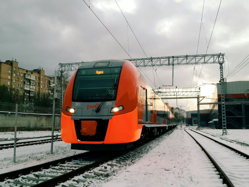 Поезд Ласточка Курск