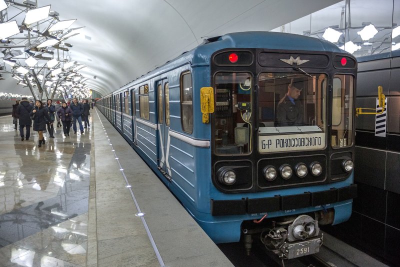 Метровагон 81-717