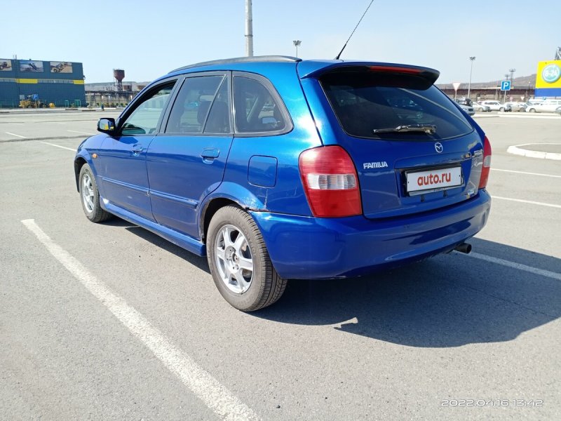 Мазда s Wagon