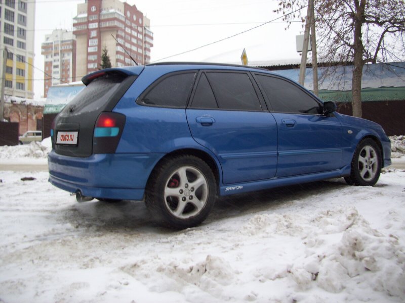 Mazda familia Wagon 2002