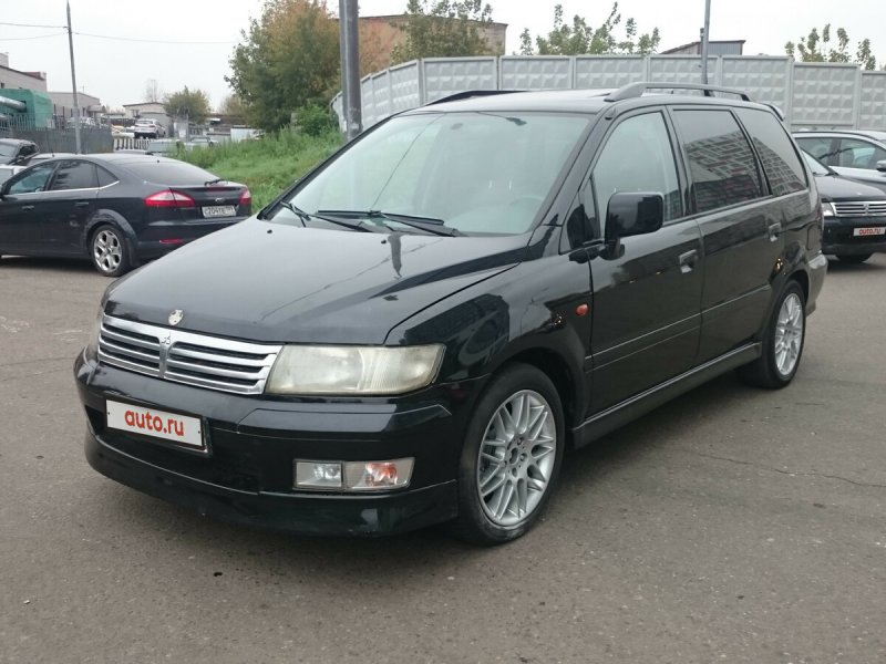 Mitsubishi Space Wagon 2.4