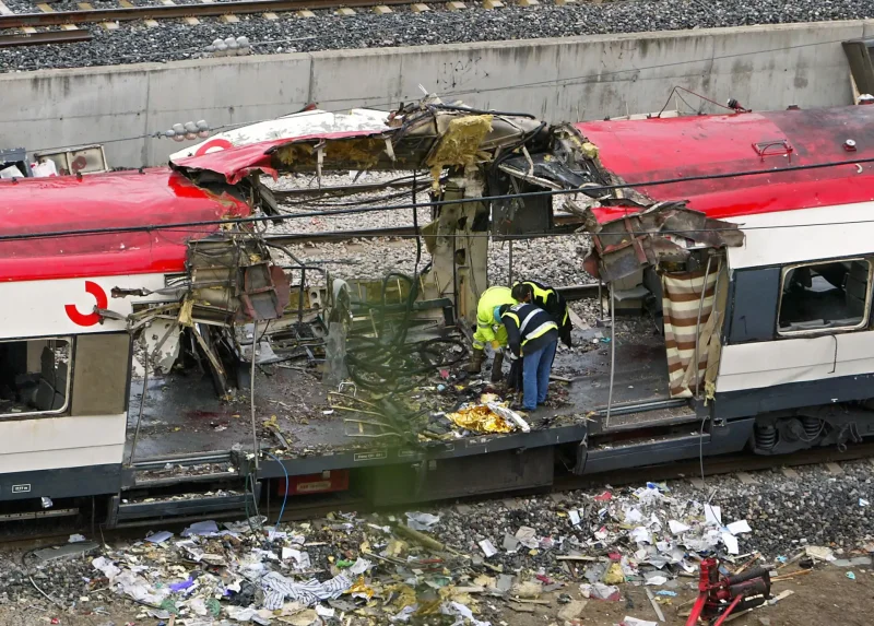 Взрыв в поезде Кисловодск - Минеральные воды (декабрь 2003)