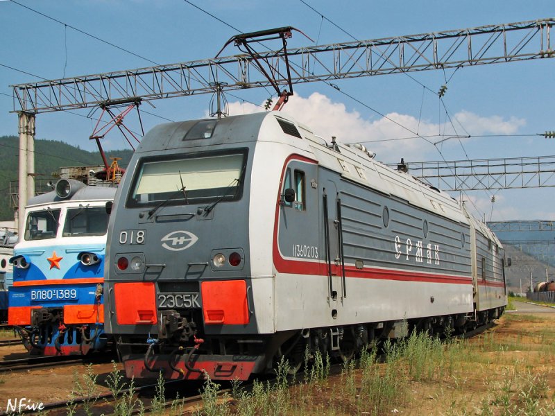 Локомотив Ермак 2эс5к