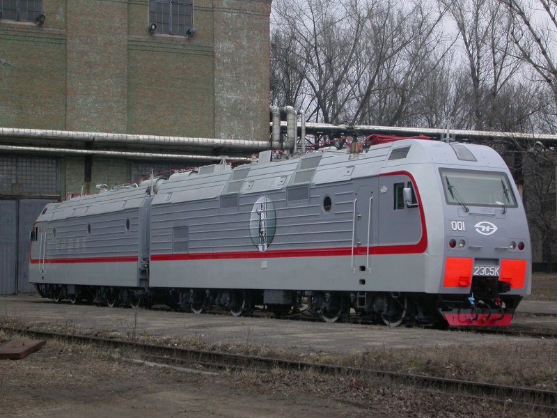 Электровоз Скиф 2эс5