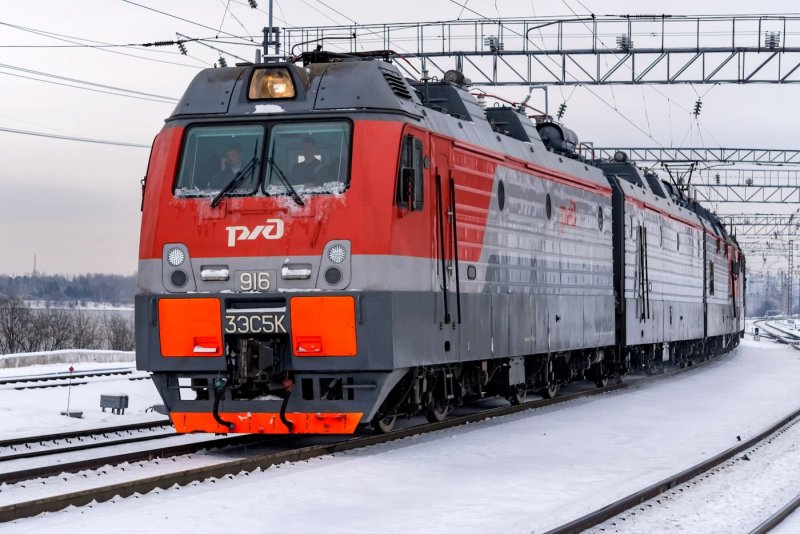 Электровоз 2с5к Ермак
