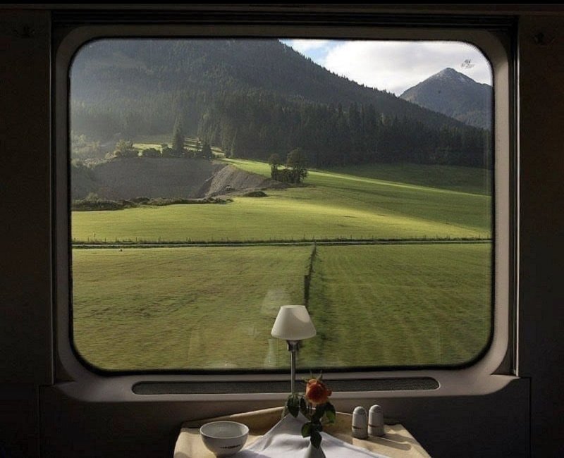 Окно поезда