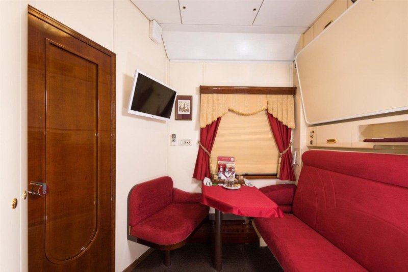 Поезд Гранд экспресс Москва Санкт-Петербург