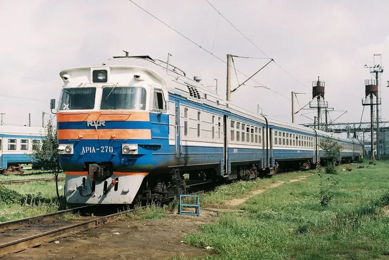 Поезд др1а