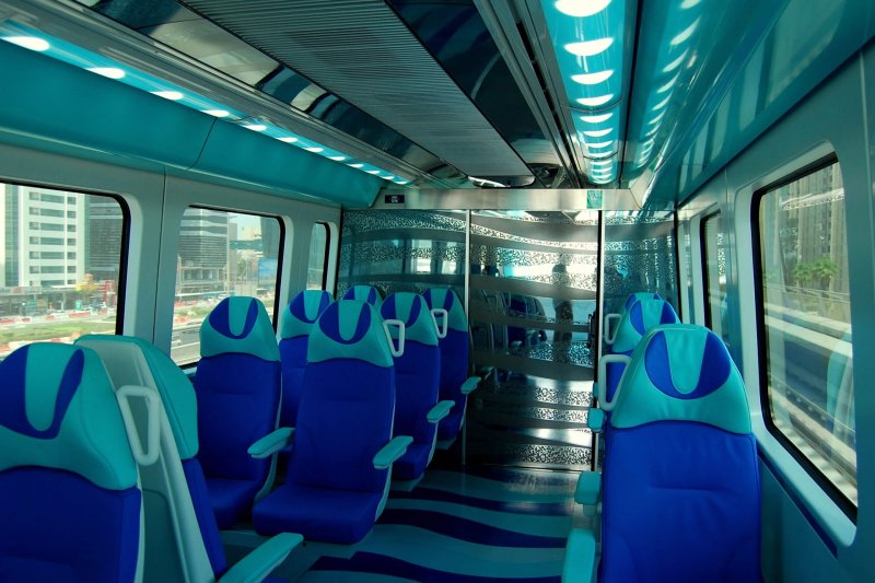 Метро Дубай вагоны