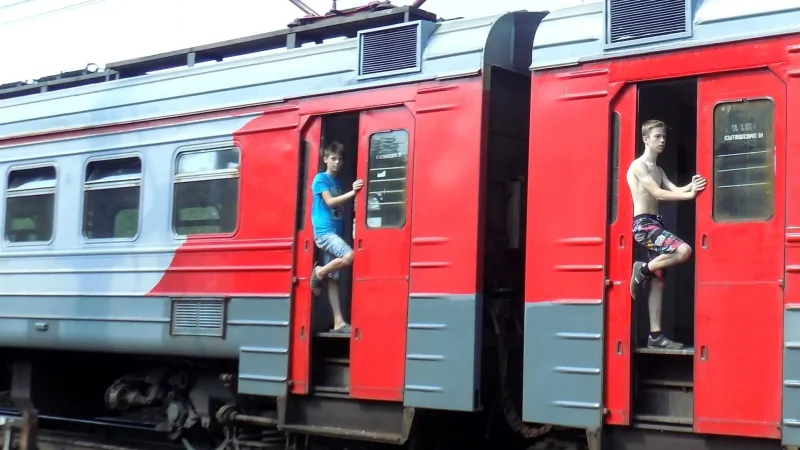Перед поезда