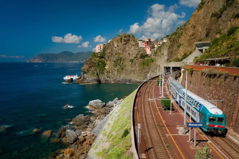Vernazza Италия поезд