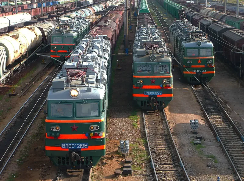 Вл-80 электровоз в пути
