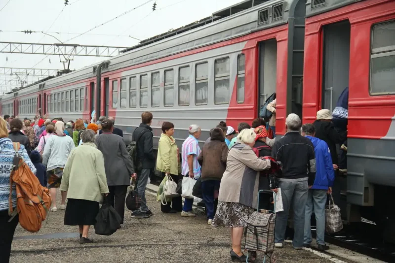 Электричка на вокзале