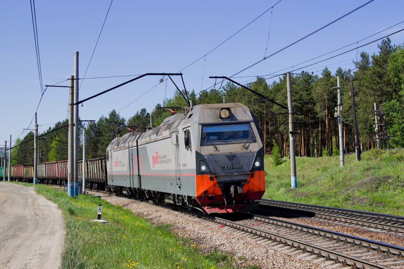 Локомотив гранит 2эс10