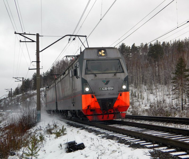 Электровоз 2эс7 002