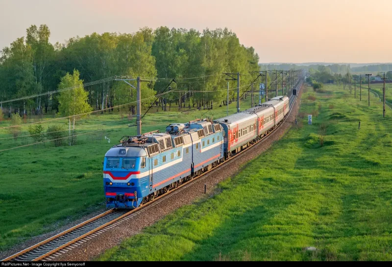 Тепловоз с 628 дизель