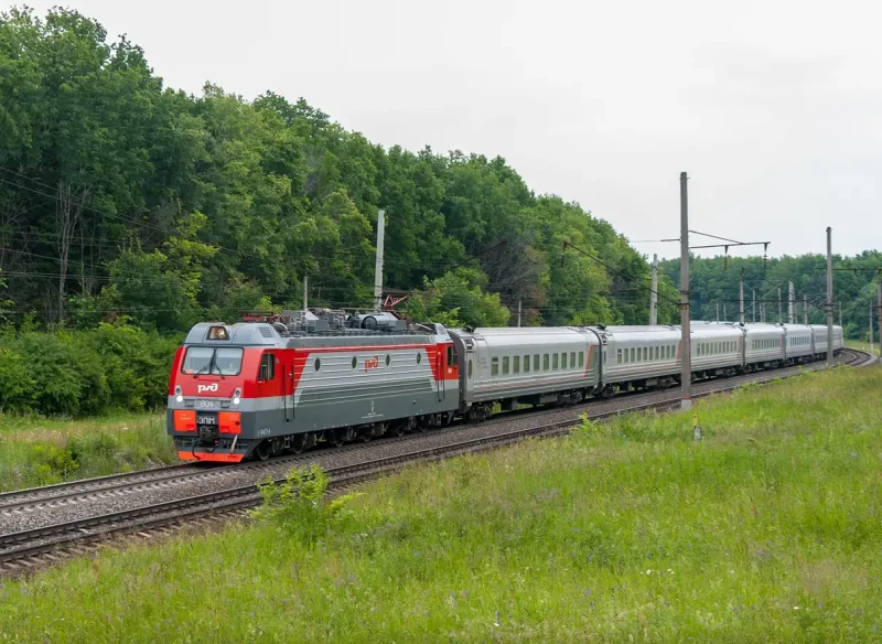 Купе 2к Таврия поезд 028ча