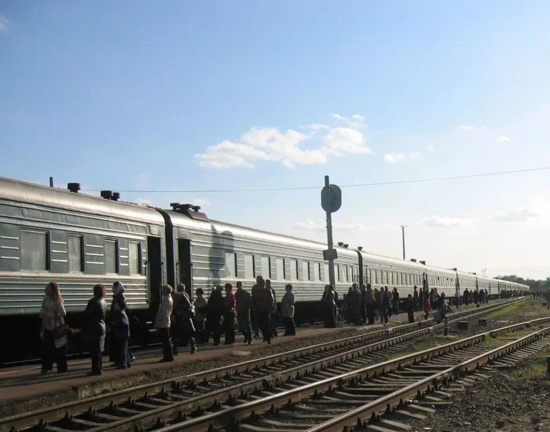 Духота в электричке