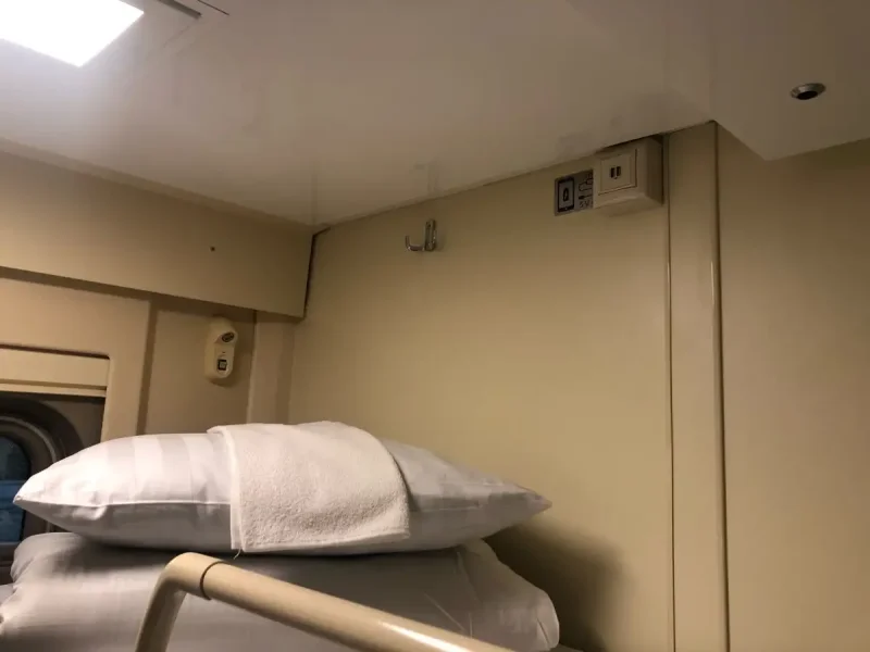 Двухэтажный поезд Мурманск Санкт-Петербург