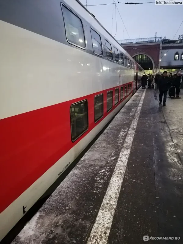 Поезд 738 двухэтажный