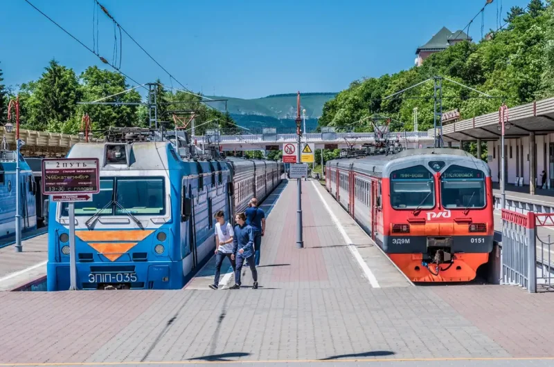 Электропоезд Кисловодск Минеральные воды