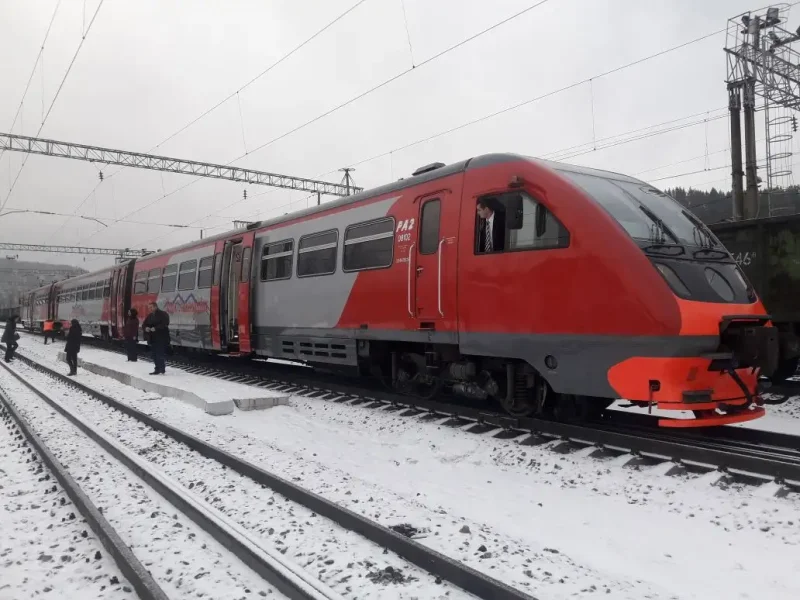 Легенда Урала поезд
