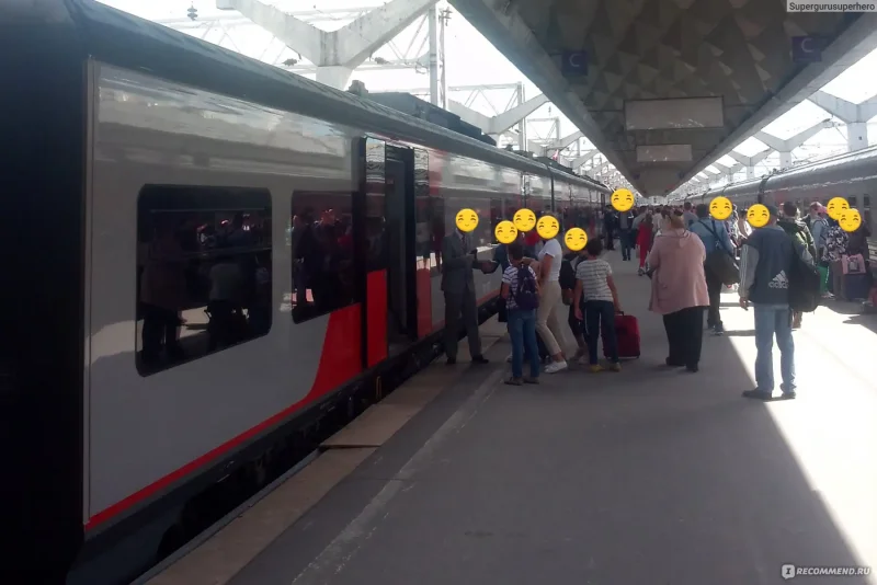 Поезд 725в, Санкт-Петербург — Москва «Ласточка»