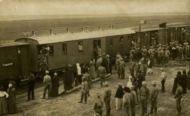 Эшелон теплушки люди 1941 война