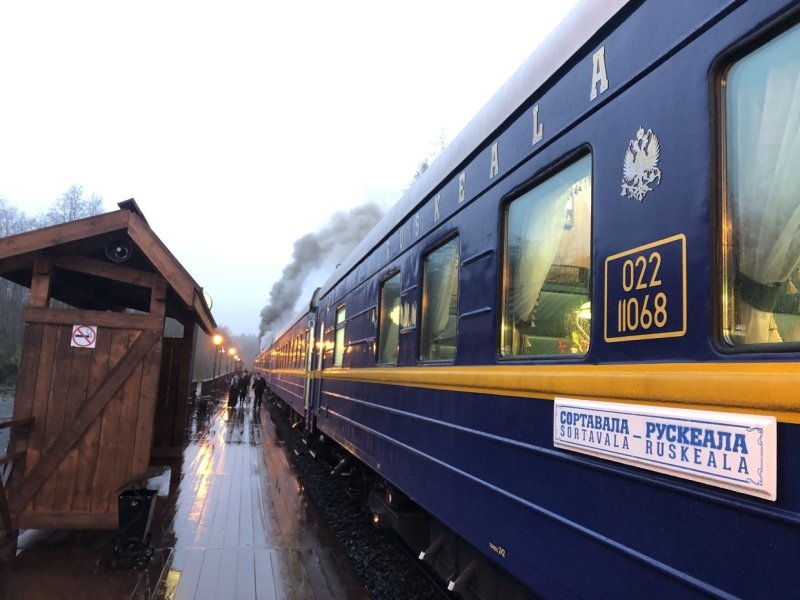 Ретропоезд Рускеала вагоны