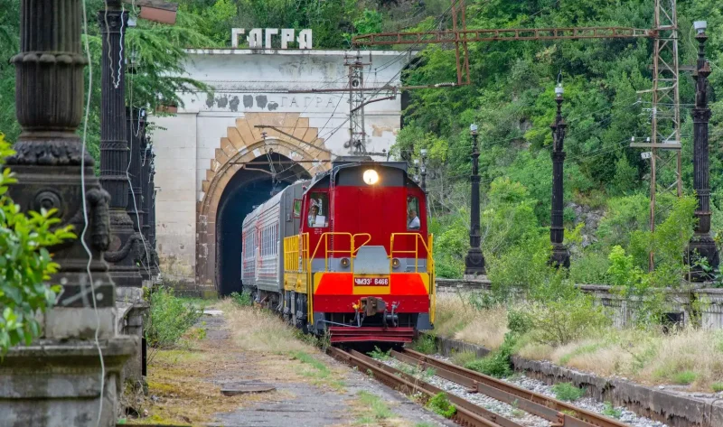 Поезд Туапсе Гагра ретро поезд