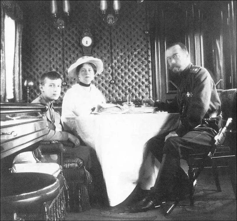 Александра Федоровна и Царевич Алексей