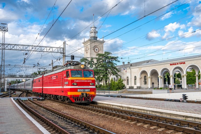 Локомотив эп20