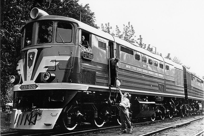 Тепловоз тэ7-001