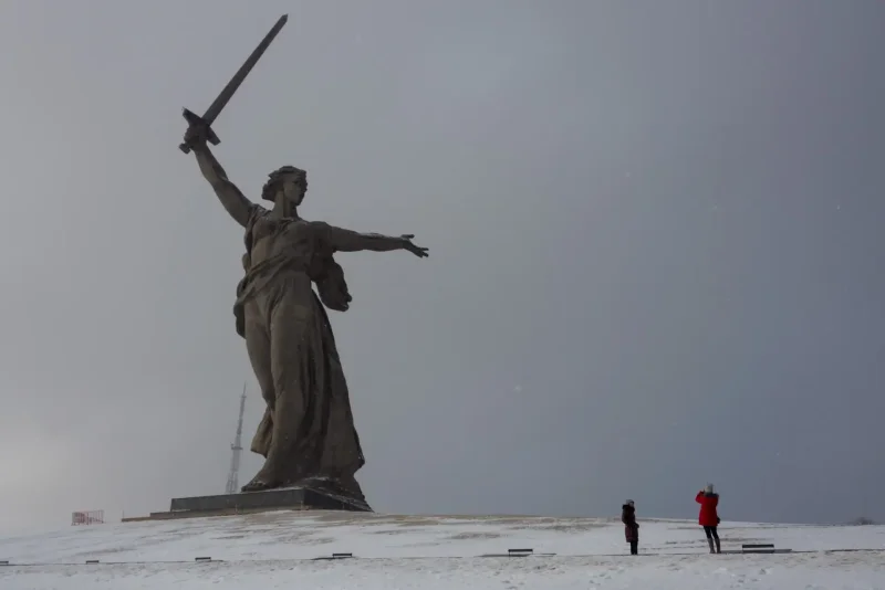 Мамаев курган зимой фото