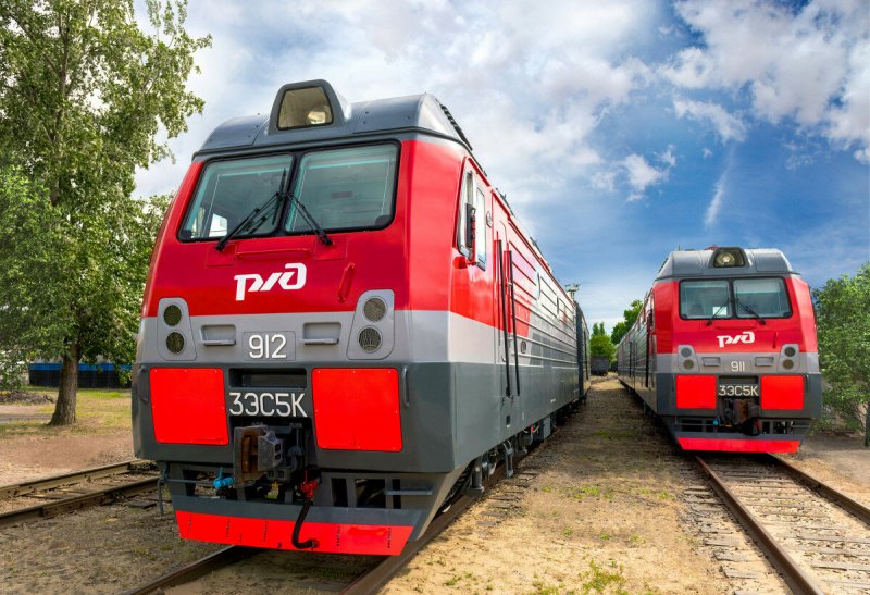Электровоз 2с5к Ермак