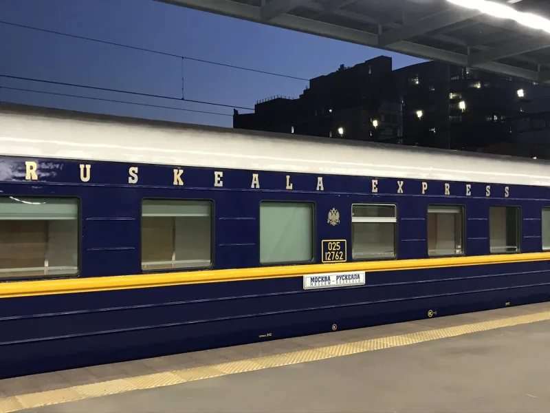 Поезд Москва Рускеала