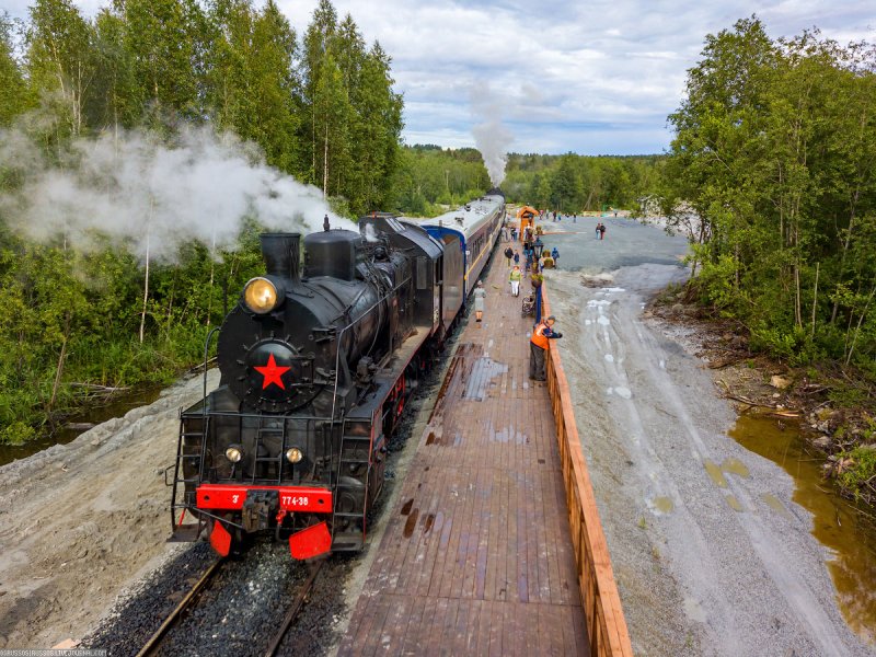 Паровоз Карелия Рускеала