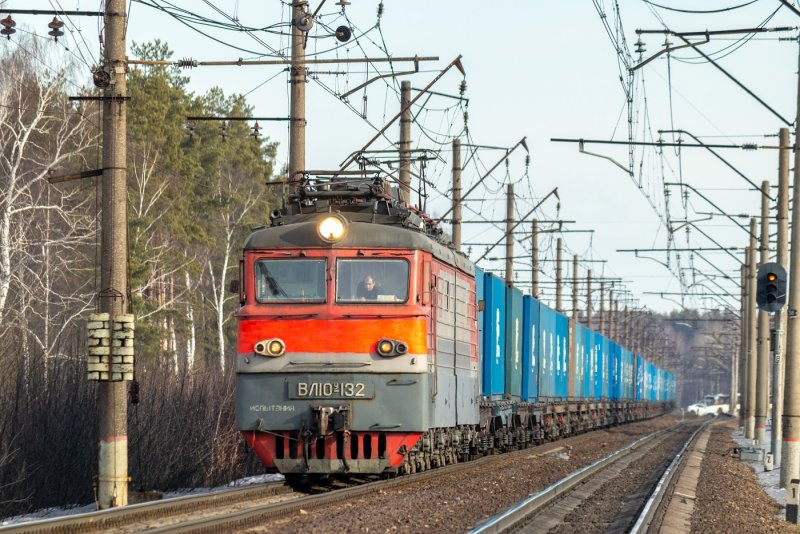 Пассажирский электровоз