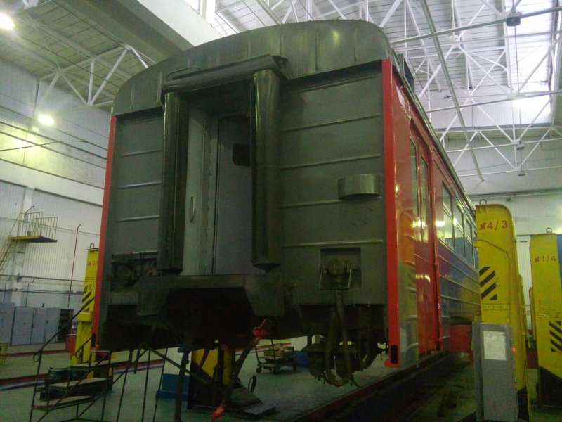 Моторный вагон эд9м расположение оборудования